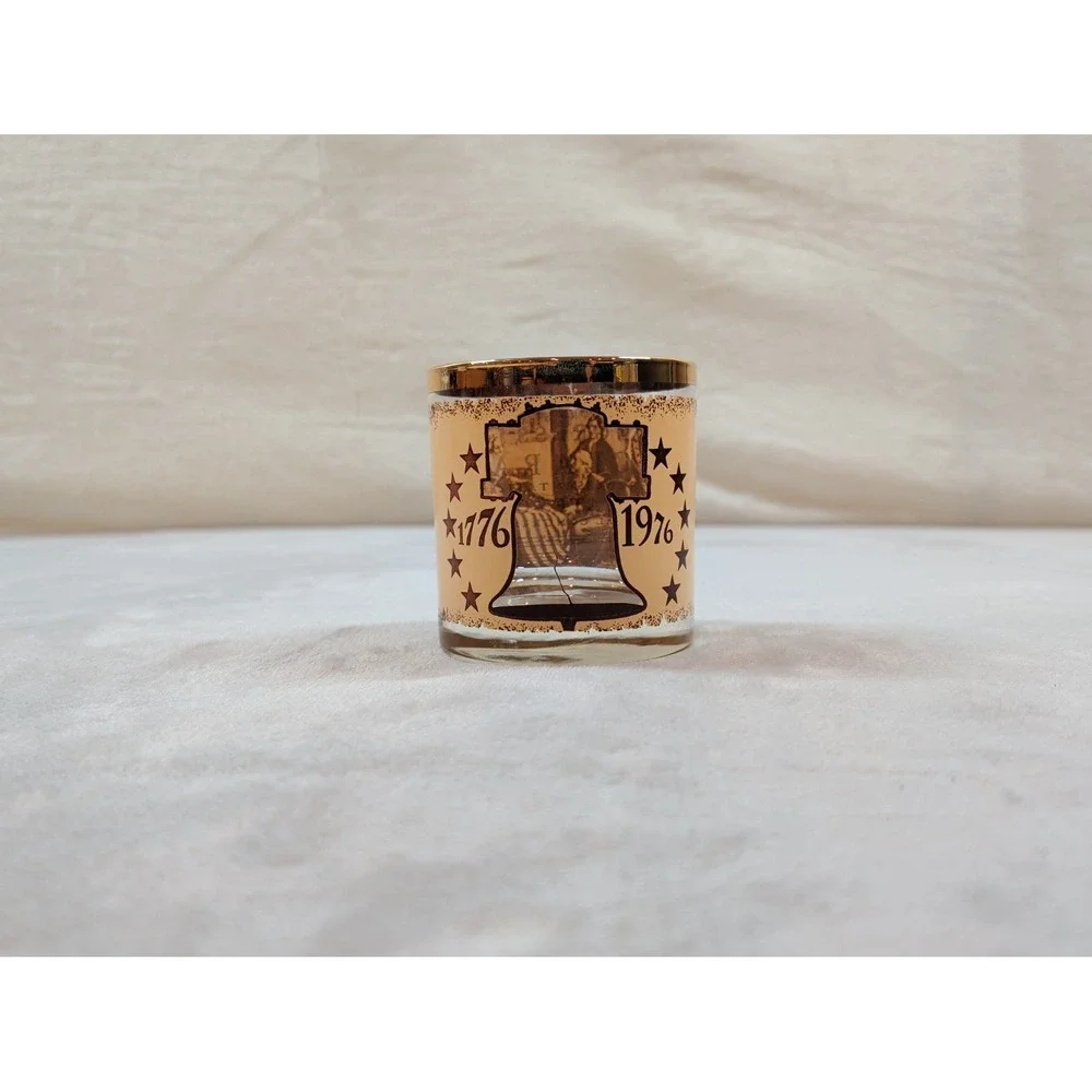 Vintage 1976 Bicentennial Liberty Bell Rocks Glass Gold Rim Whiskey Tumbler